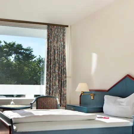 Tryp By Wyndham 3*