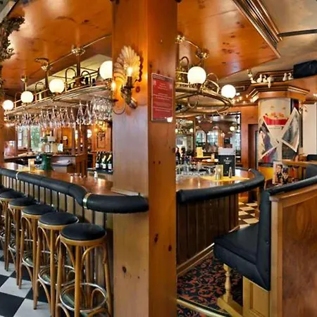 Tryp By Wyndham 4* باد برامشتيت