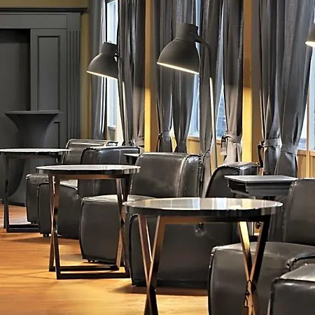 Tryp By Wyndham 3*