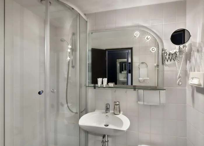 Tryp By Wyndham Hotell