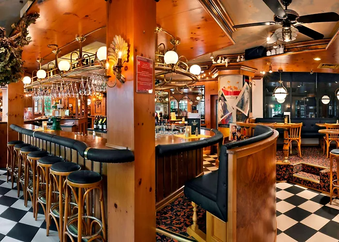 Hotell Tryp By Wyndham